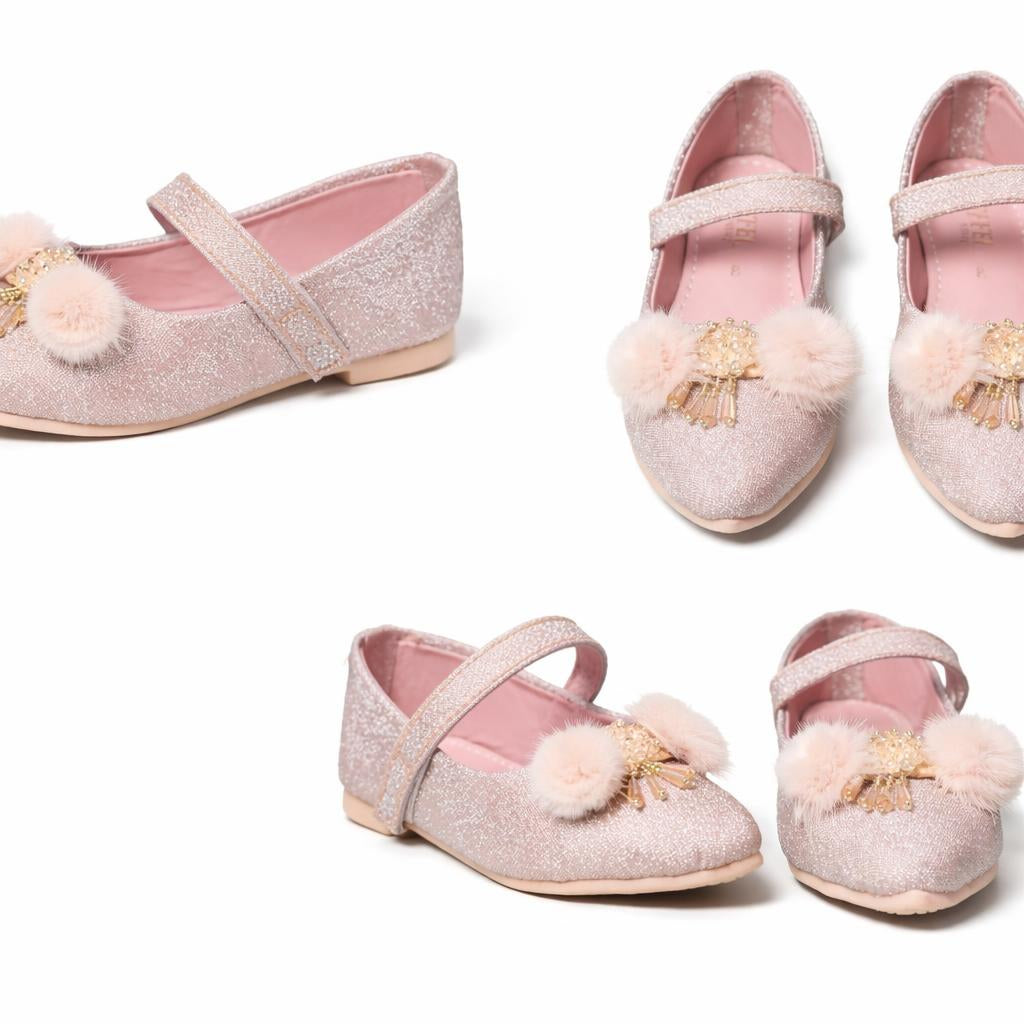 Choti Si Walk Little Princess Fur Bow Pumps – Elegant Glitter Flats for Kids