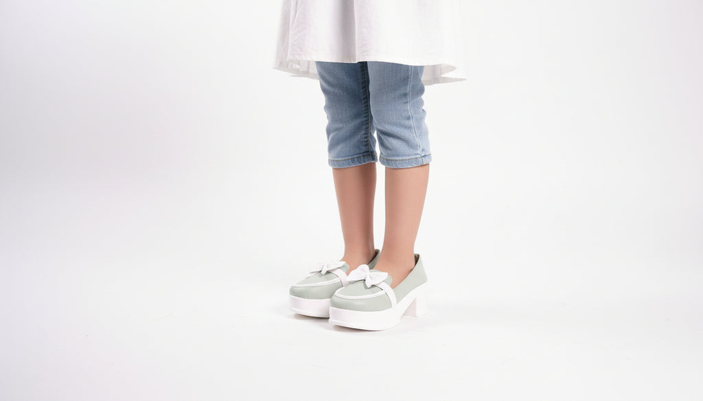 Choti Si Walk Girls Silk Winter Pump Shoes Bow Detail Low Heel Platform Shoes